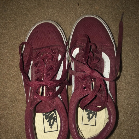 Vans Shoes - Maroon low top vans
